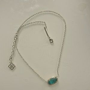 Kendra Scott Elisa Gold Pendant Necklace Emerald Cats Eye